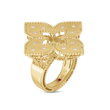 Venetian Princess ring with diamonds