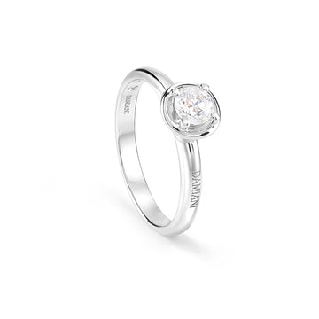 Minou engagement ring with diamonds