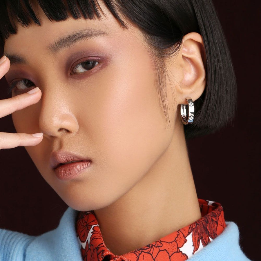 Love in Verona earrings with diamonds