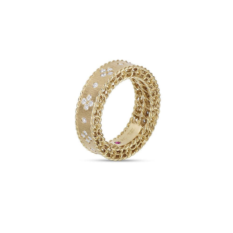 Ring with diamonds in yellow gold - Howards Jewelers