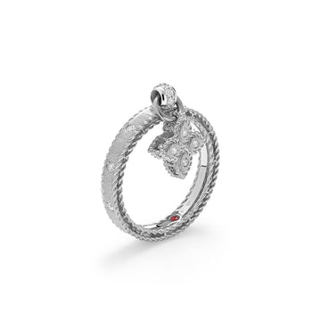 Ring with diamonds in white gold - Howards Jewelers